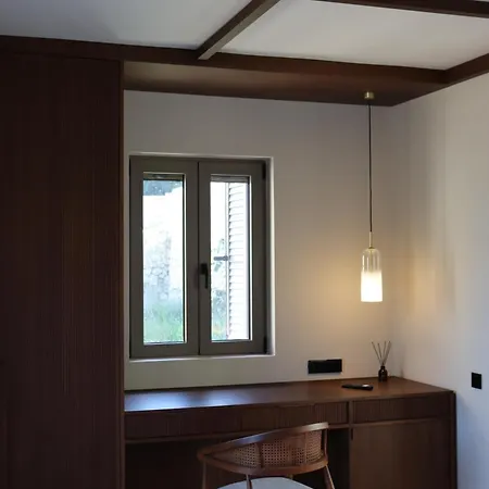 Amphitheatro Boutique *