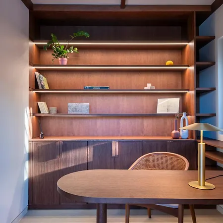 Amphitheatro Boutique * Katomerion