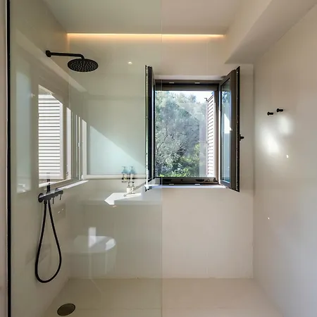 Amphitheatro Boutique *