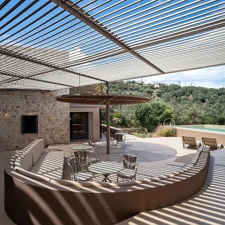 Amphitheatro Boutique Katomerion