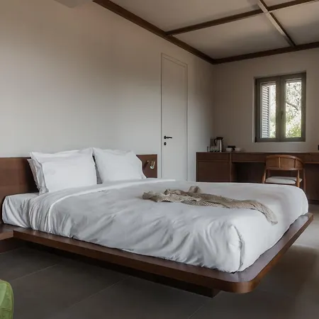 Amphitheatro Boutique Hotel *