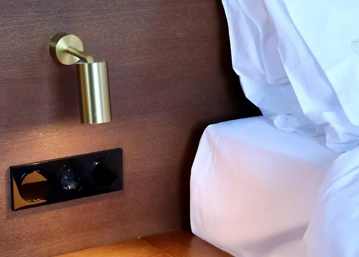 Amphitheatro Boutique * Katomerion