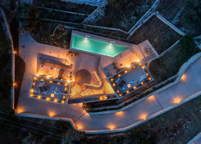 Amphitheatro Boutique *