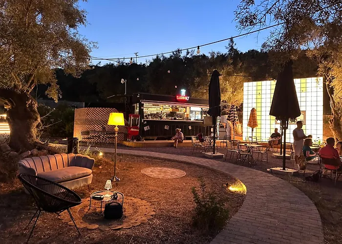 Amphitheatro Boutique * Katomerion